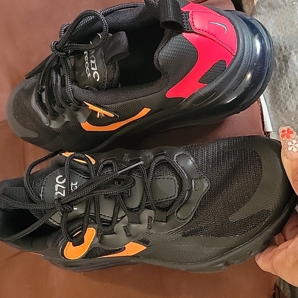 Nike - Picture 10 of 10